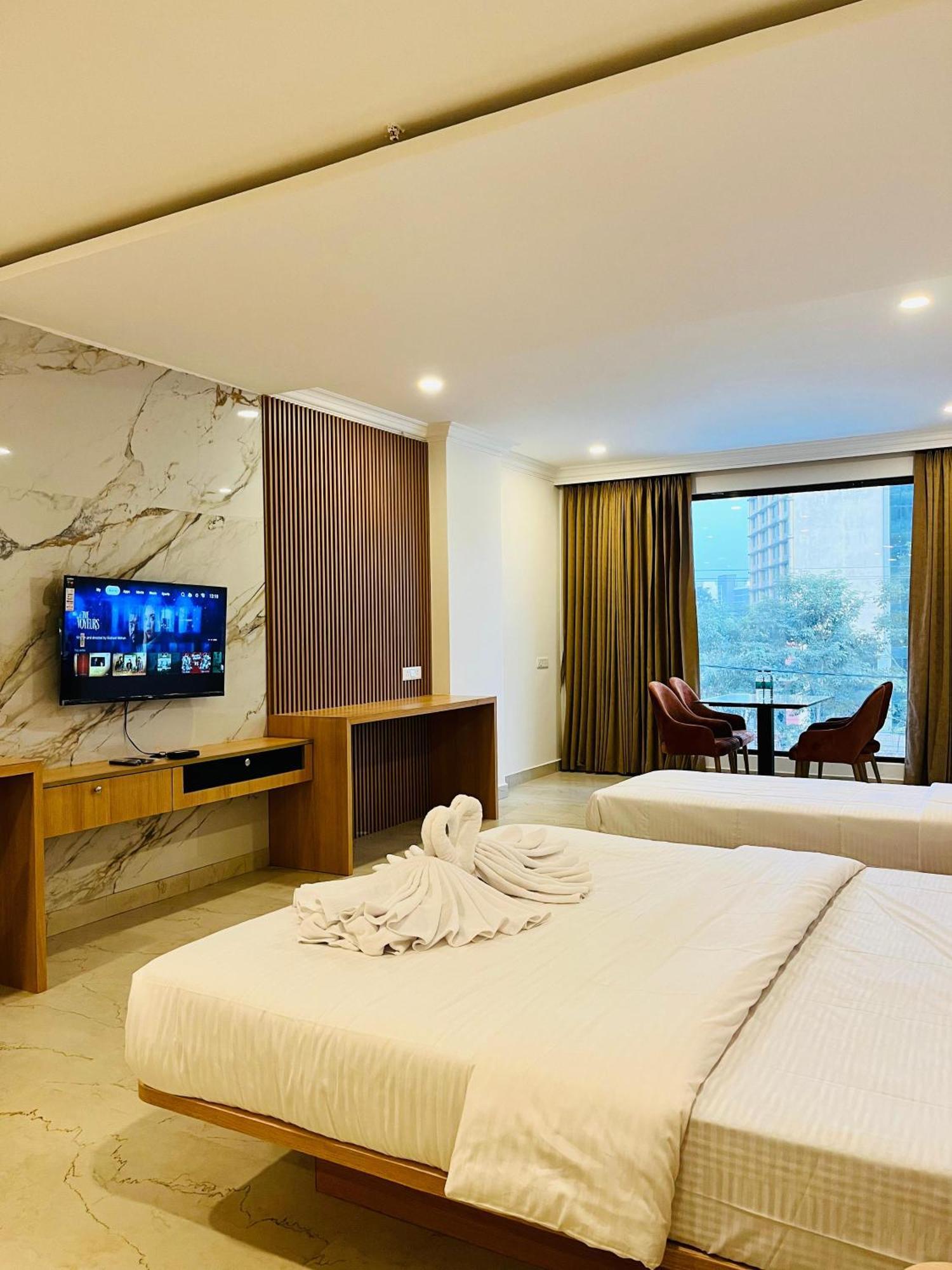 מניפלה Richmond Inn And Suites חדר תמונה